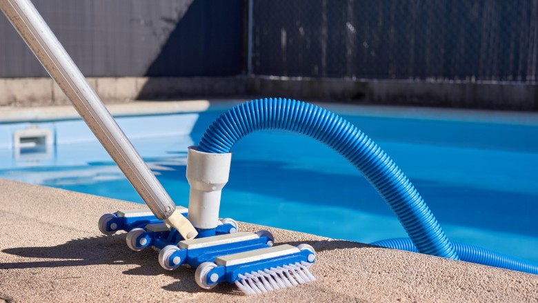 como mantener una piscina